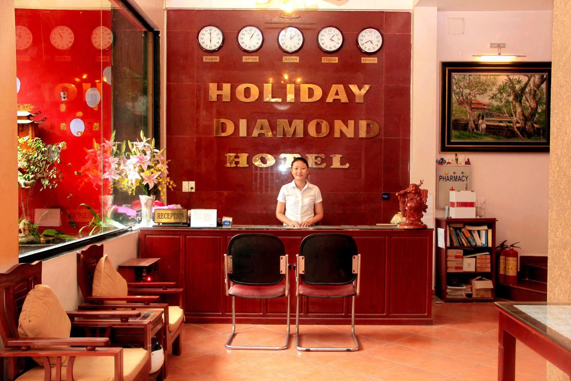 Holiday Diamond Hotel Hue Exteriör bild